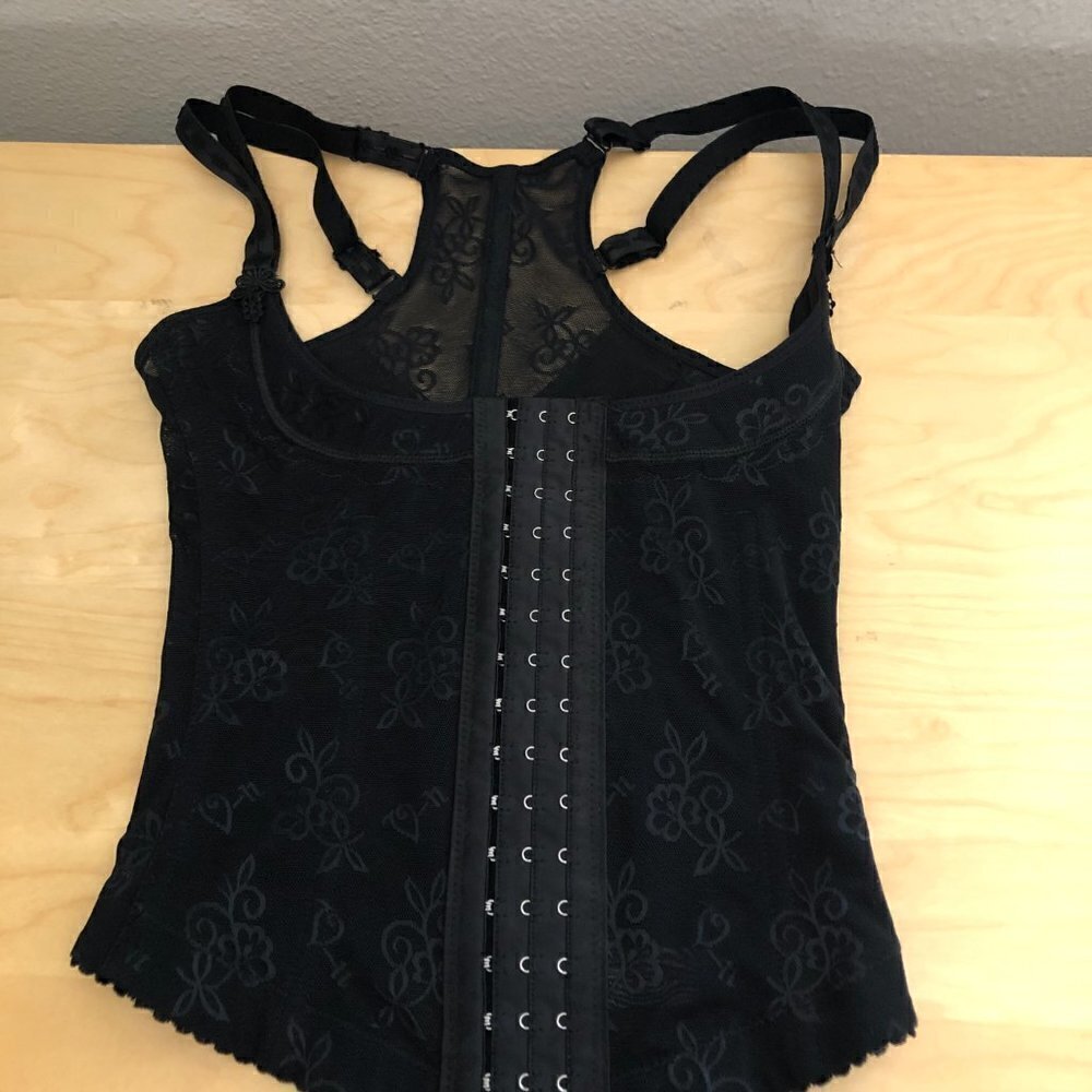 Lola Bird Floral Lace Corset Bustier Women's size M Black Witchy Steampunk NEW